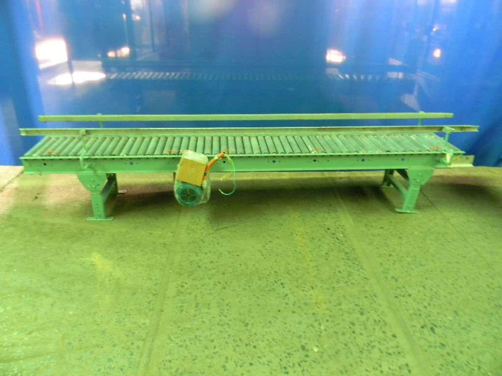 Case Conveyor - Live Roller 
